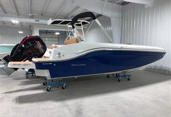 2025 Bayliner DX2000 Blue/White Boat